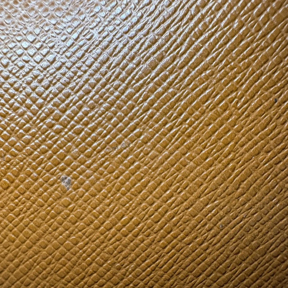 Louis Vuitton Card Holder - Picture 6 of 11